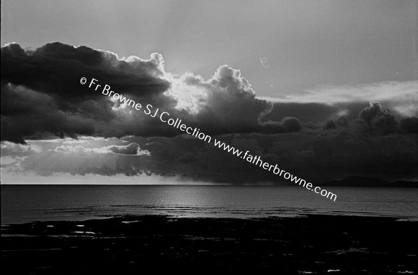 STORM OVER SLIEVE LEAGUE FROM BUNDORAN